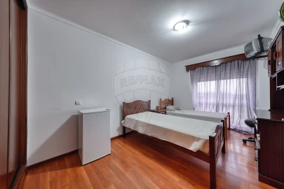 Apartamento T3 para Venda em Cartaxo e Vale da Pinta