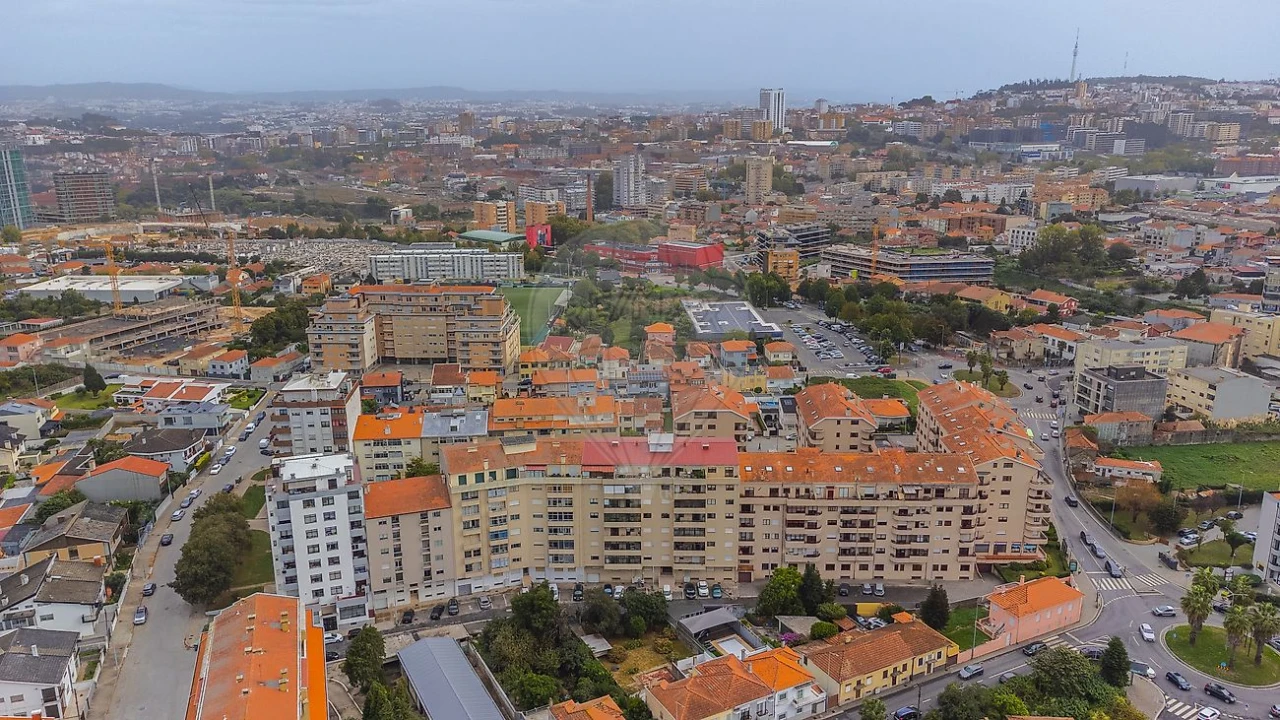 Apartamento T2 para Venda em Santa Marinha e São Pedro da Afurada Foto 24