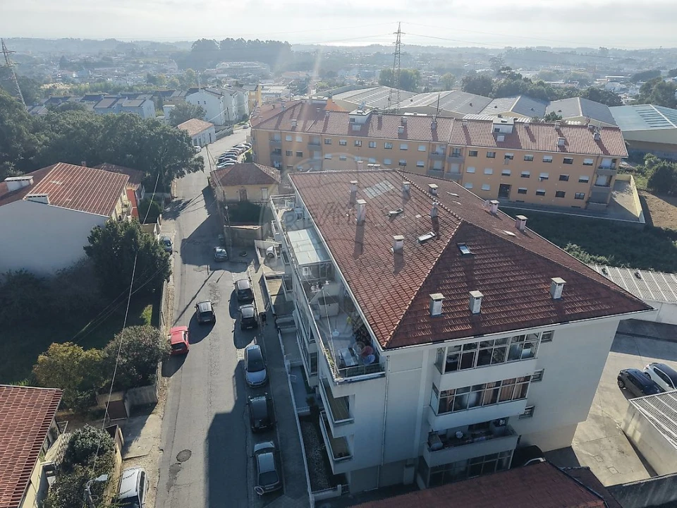 Apartamento T1 para Venda em Mafamude e Vilar do Paraíso Foto 23
