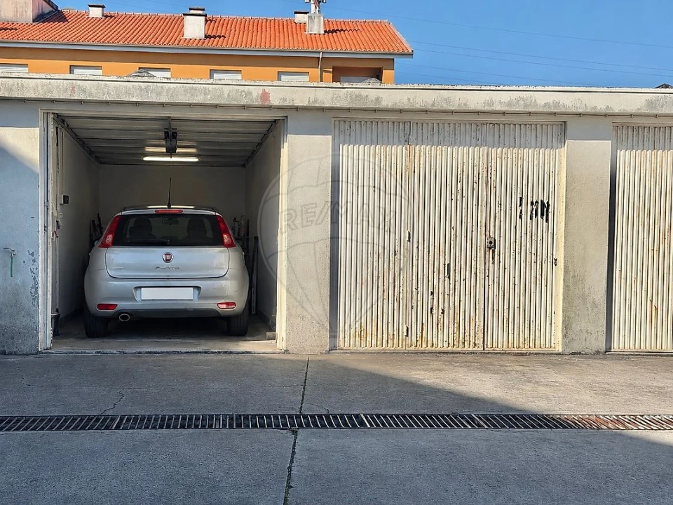 Apartamento T1 para Venda em Mafamude e Vilar do Paraíso Foto 3