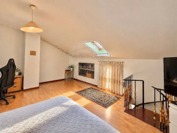 Apartamento T1 para Venda em Mafamude e Vilar do Paraíso