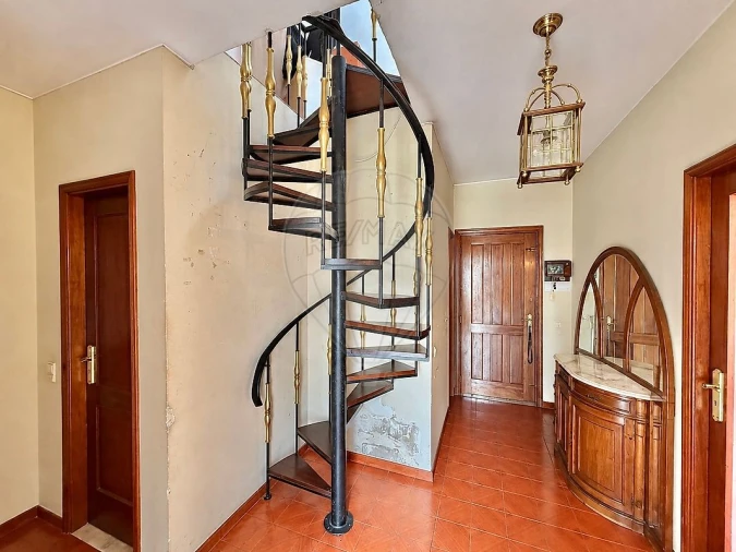 Apartamento T1 para Venda em Mafamude e Vilar do Paraíso Foto 2