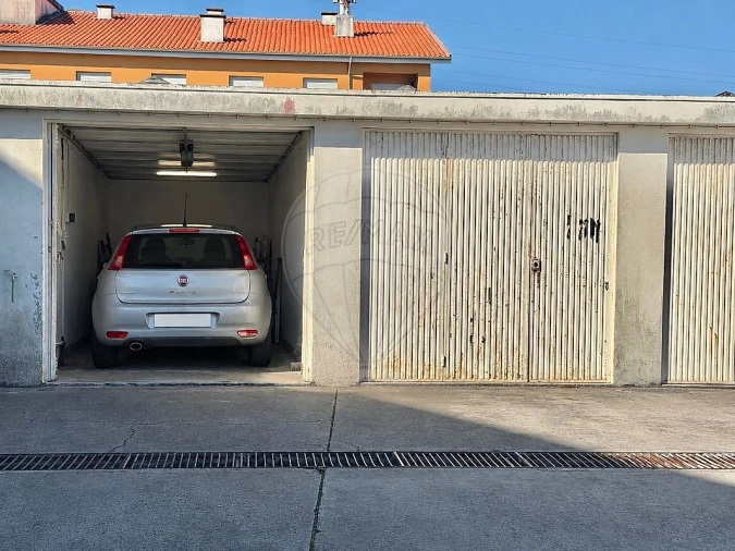 Apartamento T1 para Venda em Mafamude e Vilar do Paraíso Foto 3