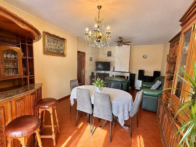 Apartamento T1 para Venda em Mafamude e Vilar do Paraíso Foto 9