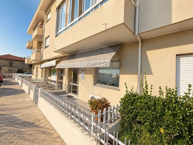 Apartamento T1 para Venda em Mafamude e Vilar do Paraíso Foto 14