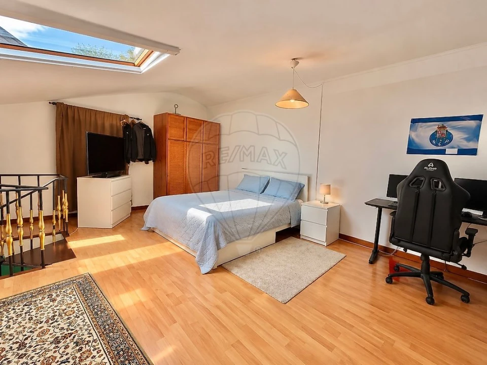 Apartamento T1 para Venda em Mafamude e Vilar do Paraíso Foto 8
