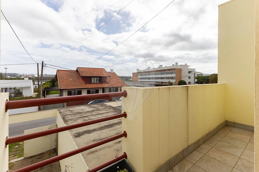 Moradia T3 para Arrendamento em Esmoriz Foto 23