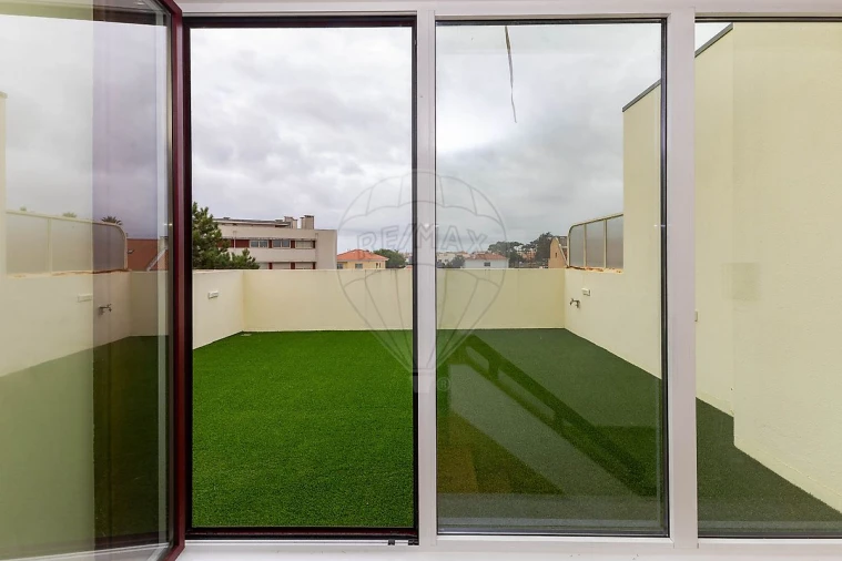 Moradia T3 para Arrendamento em Esmoriz Foto 31
