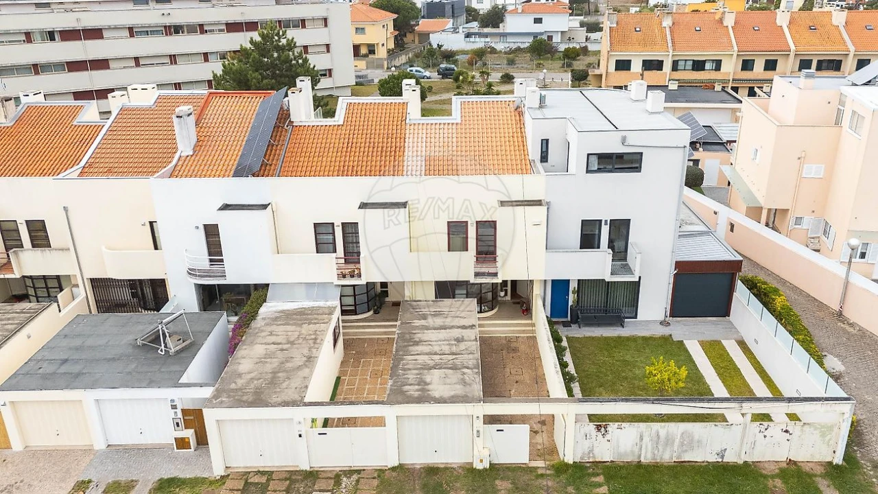 Moradia T3 para Arrendamento em Esmoriz Foto 3