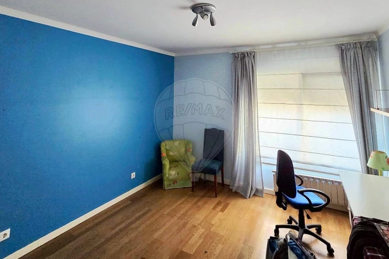 Apartamento T3 para Arrendamento em Lumiar Foto 13