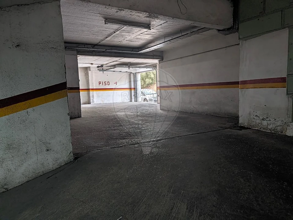 Garagem para Venda em Queluz e Belas Foto 7