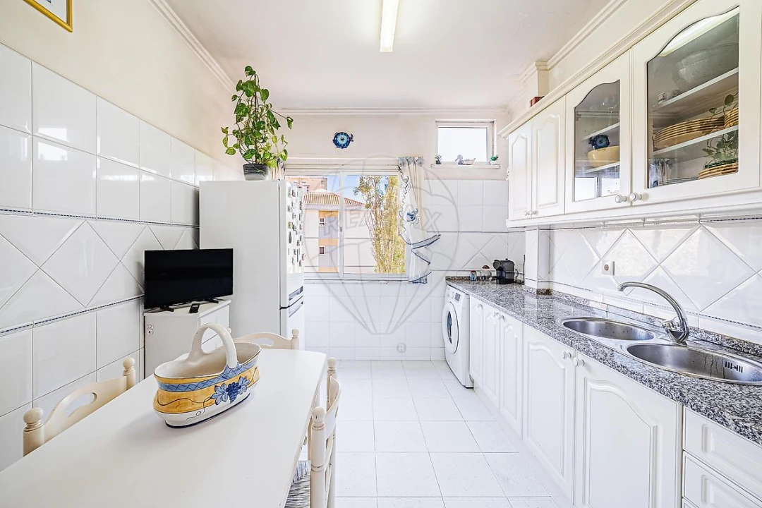 Apartamento T2 para Venda em Cacém e São Marcos Foto 17