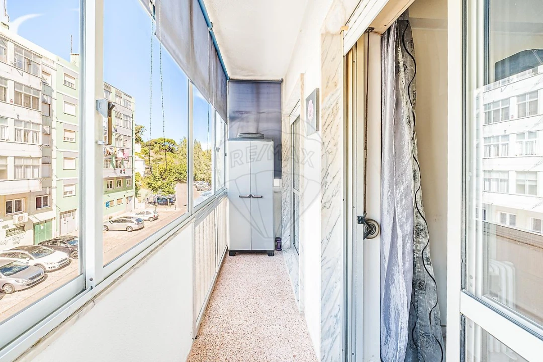 Apartamento T2 para Venda em Cacém e São Marcos Foto 10