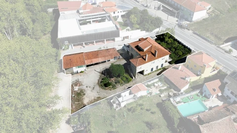 Moradia T6 para Venda em Azueira e Sobral da Abelheira