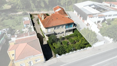 Moradia T6 para Venda em Azueira e Sobral da Abelheira