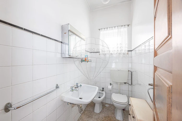 Moradia T6 para Venda em Azueira e Sobral da Abelheira Foto 18