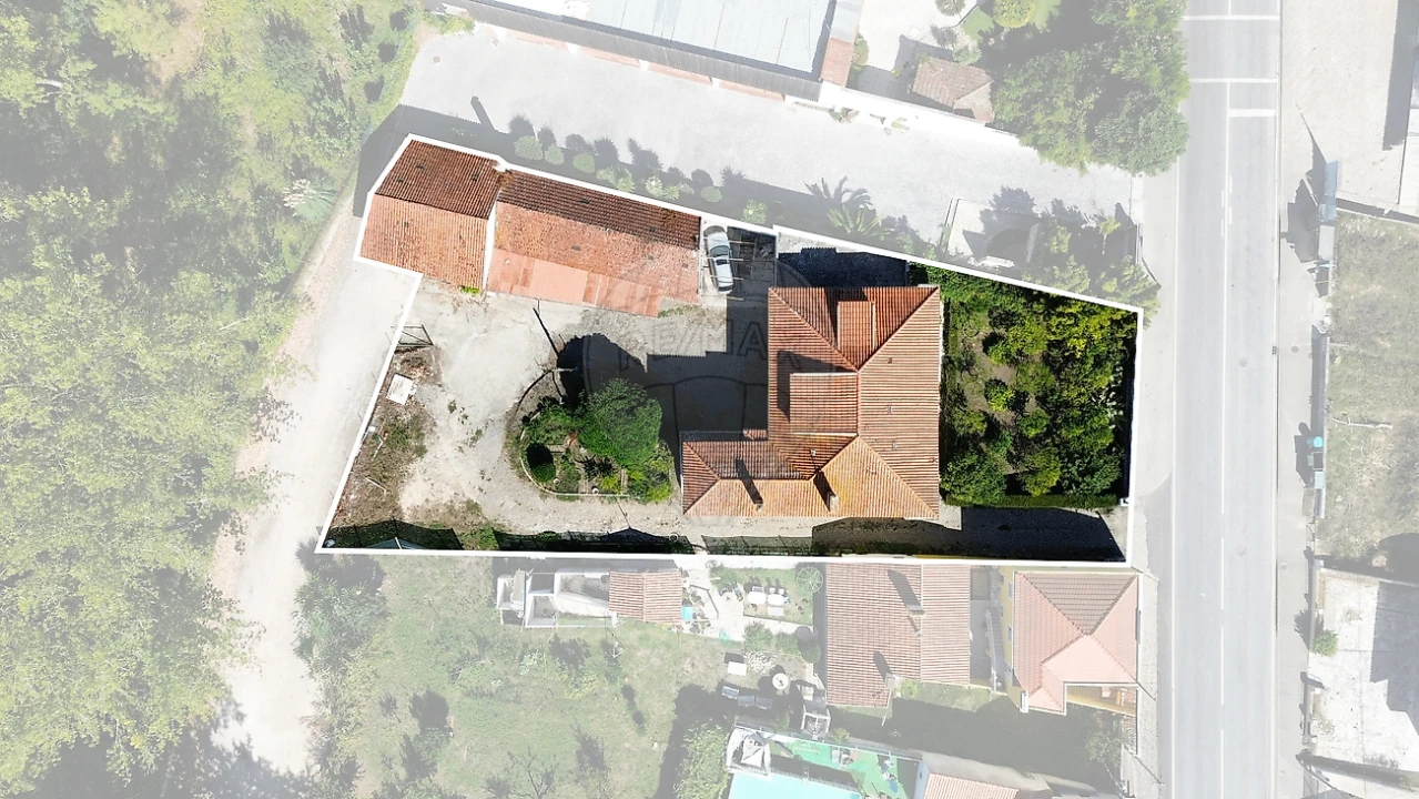 Moradia T6 para Venda em Azueira e Sobral da Abelheira Foto 33
