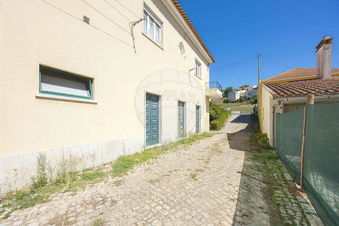 Moradia T6 para Venda em Azueira e Sobral da Abelheira Foto 29