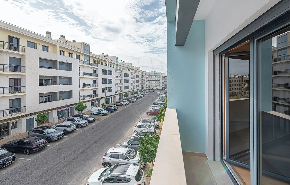 Apartamento T3 para Arrendamento em Santa Iria de Azoia, São João da Talha e Bobadela Foto 15