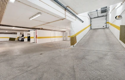 Apartamento T3 para Arrendamento em Santa Iria de Azoia, São João da Talha e Bobadela
