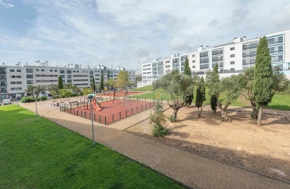 Apartamento T3 para Arrendamento em Santa Iria de Azoia, São João da Talha e Bobadela