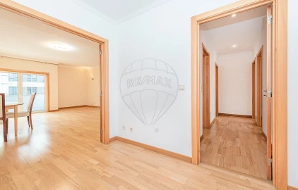 Apartamento T3 para Arrendamento em Santa Iria de Azoia, São João da Talha e Bobadela