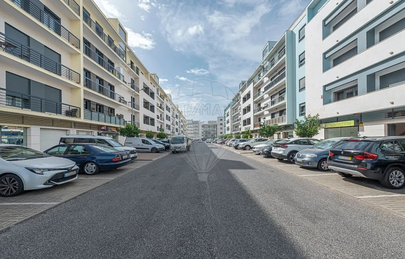 Apartamento T3 para Arrendamento em Santa Iria de Azoia, São João da Talha e Bobadela Foto 37