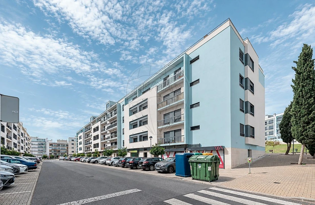 Apartamento T3 para Arrendamento em Santa Iria de Azoia, São João da Talha e Bobadela Foto 36