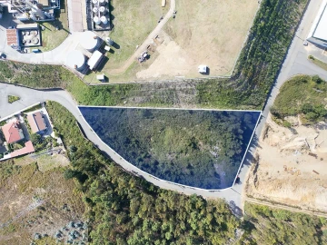 Armazém para Venda em Vila Chã, Codal e Vila Cova de Perrinho