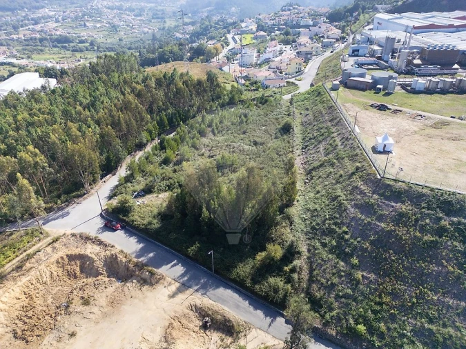 Armazém para Venda em Vila Chã, Codal e Vila Cova de Perrinho Foto 7