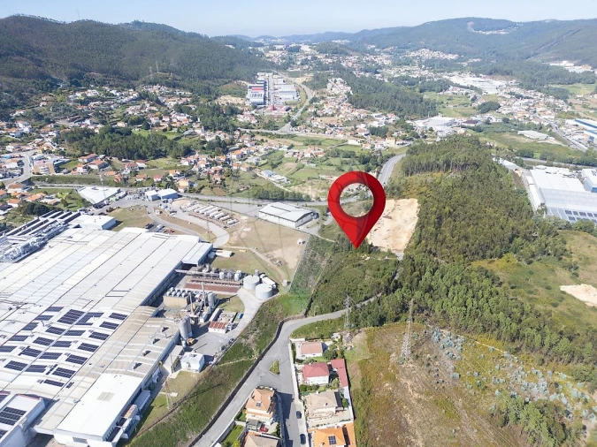 Armazém para Venda em Vila Chã, Codal e Vila Cova de Perrinho Foto 13