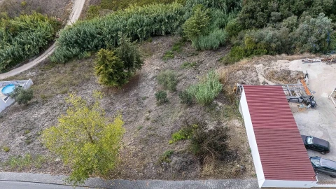 Terreno para Venda em Carregado e Cadafais