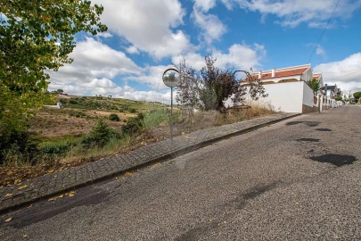 Terreno para Venda em Carregado e Cadafais