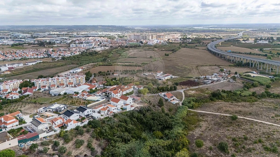 Terreno para Venda em Carregado e Cadafais Foto 16