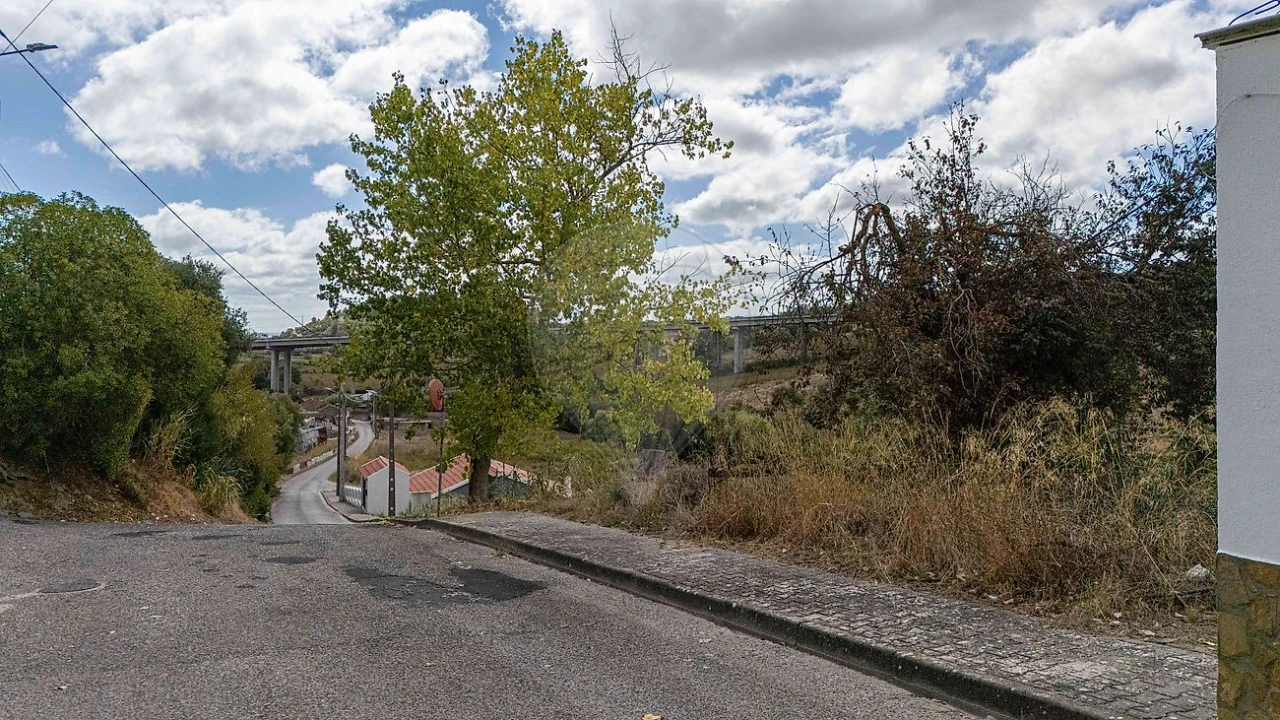 Terreno para Venda em Carregado e Cadafais Foto 18