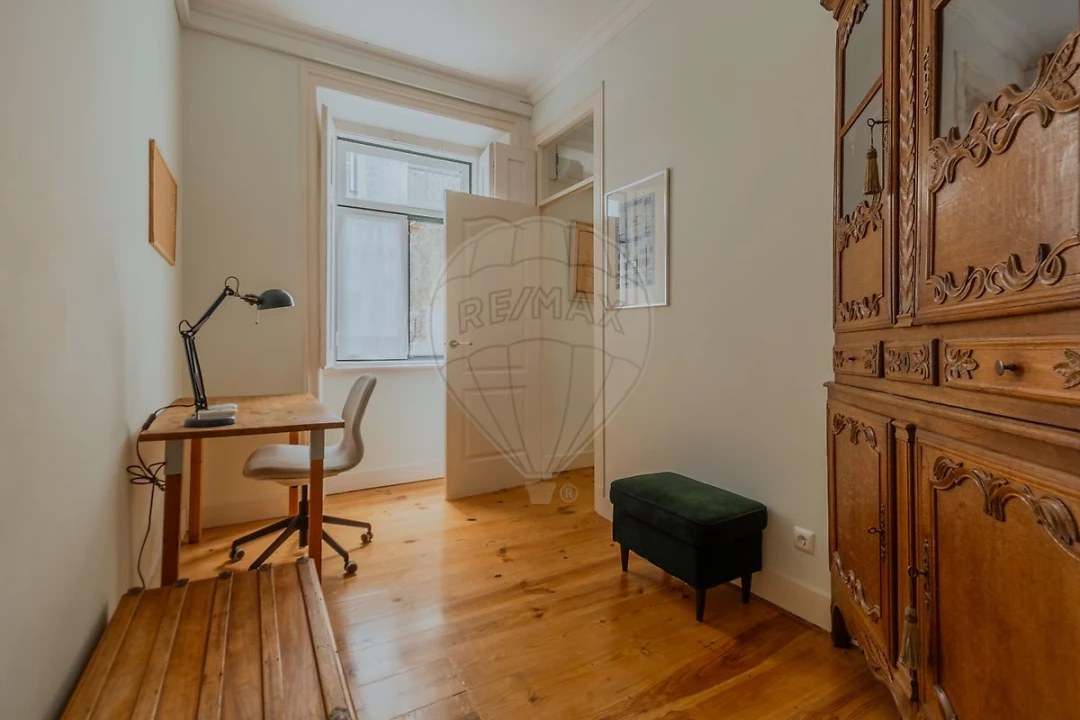 Apartamento T2 para Arrendamento em Santa Maria Maior Foto 5