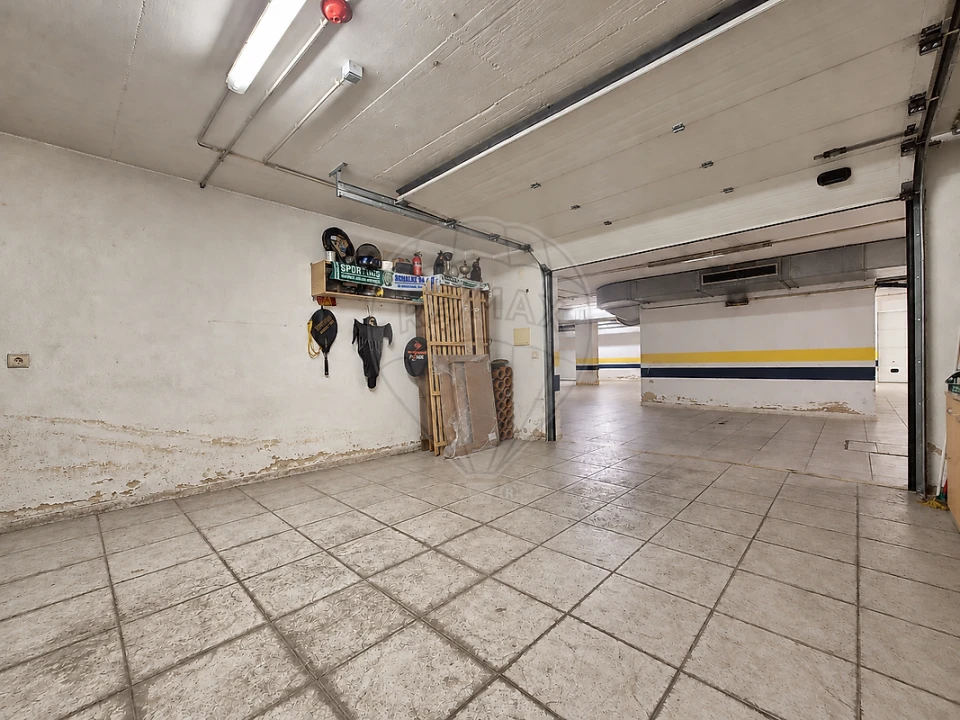Apartamento T2 para Venda em Póvoa de Santo Adrião e Olival Basto Foto 28