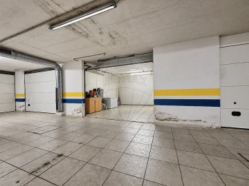 Apartamento T2 para Venda em Póvoa de Santo Adrião e Olival Basto