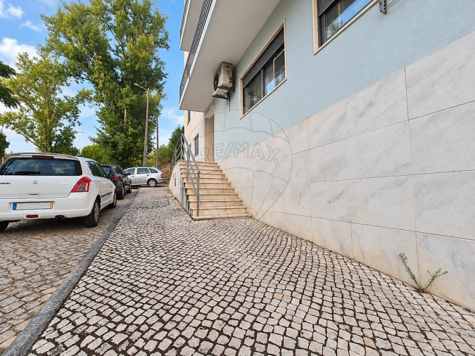 Apartamento T2 para Venda em Póvoa de Santo Adrião e Olival Basto Foto 43