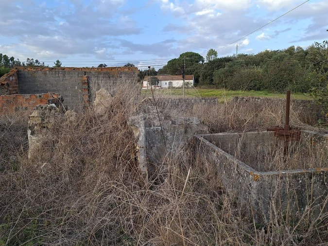 Moradia T0 para Venda em Rio Maior Foto 3