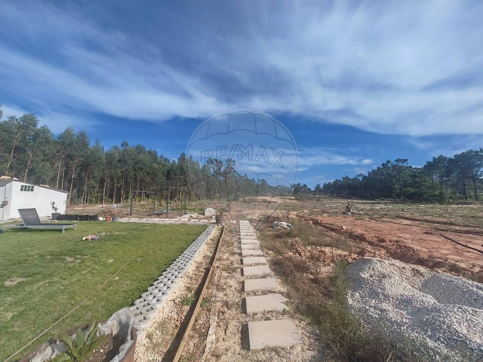 Moradia T2 para Venda em Serra D'El-Rei Foto 10