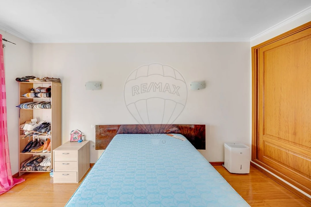 Apartamento T3 para Venda em Palhaça Foto 11