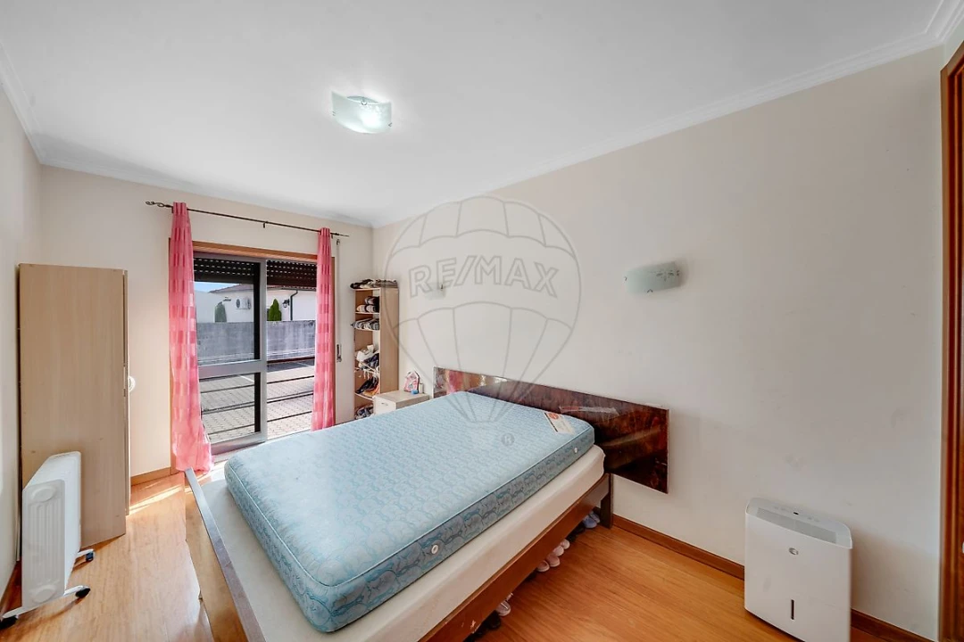 Apartamento T3 para Venda em Palhaça Foto 15