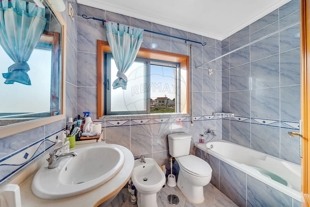 Apartamento T3 para Venda em Palhaça Foto 9