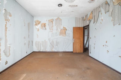 Apartamento T4 para Venda em Lordelo do Ouro e Massarelos