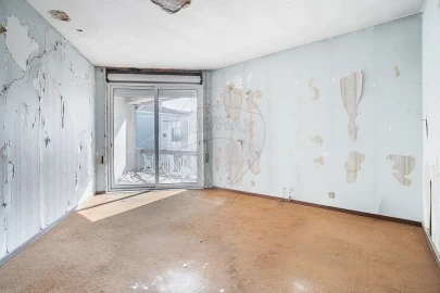 Apartamento T4 para Venda em Lordelo do Ouro e Massarelos