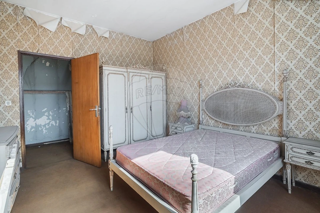 Apartamento T4 para Venda em Lordelo do Ouro e Massarelos Foto 22