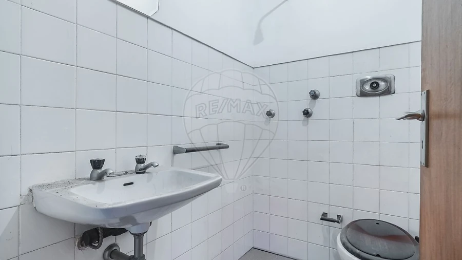 Apartamento T4 para Venda em Lordelo do Ouro e Massarelos