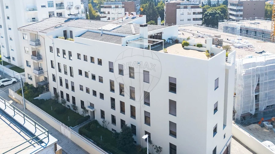 Apartamento T2 para Arrendamento em Paranhos