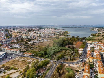 Apartamento T3 para Venda em Seixal, Arrentela e Aldeia de Paio Pires